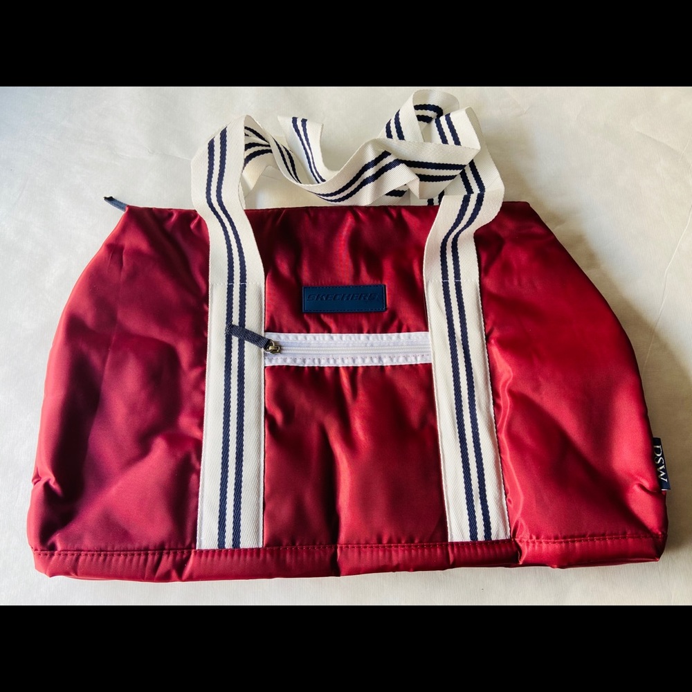 Sketchers duffle bag weekender DSW exclusive
